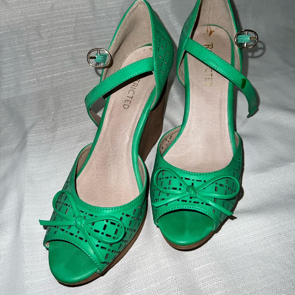 Turquoise Wedges - Picture 2 of 4